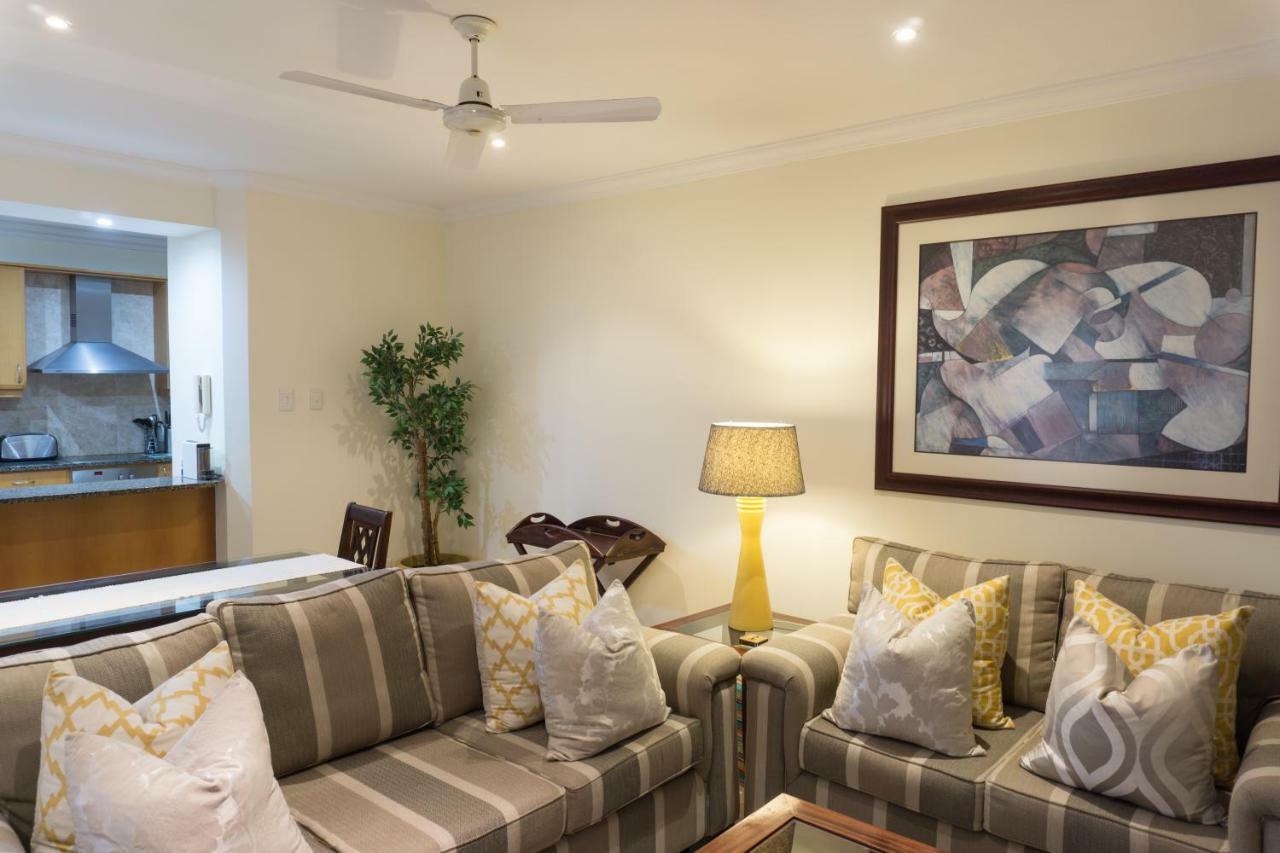 302 Oyster Schelles - By Stay In Umhlanga Durban Bagian luar foto
