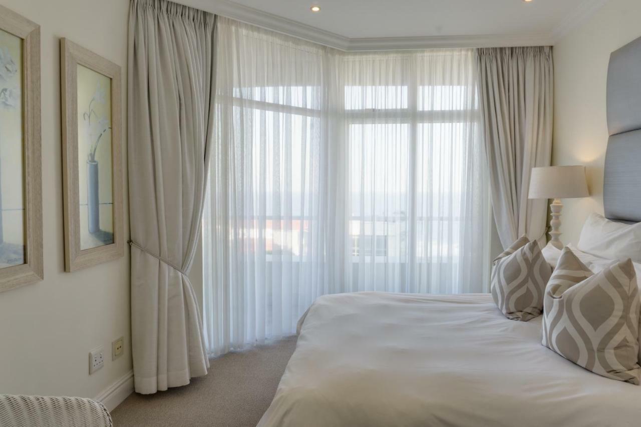 302 Oyster Schelles - By Stay In Umhlanga Durban Bagian luar foto