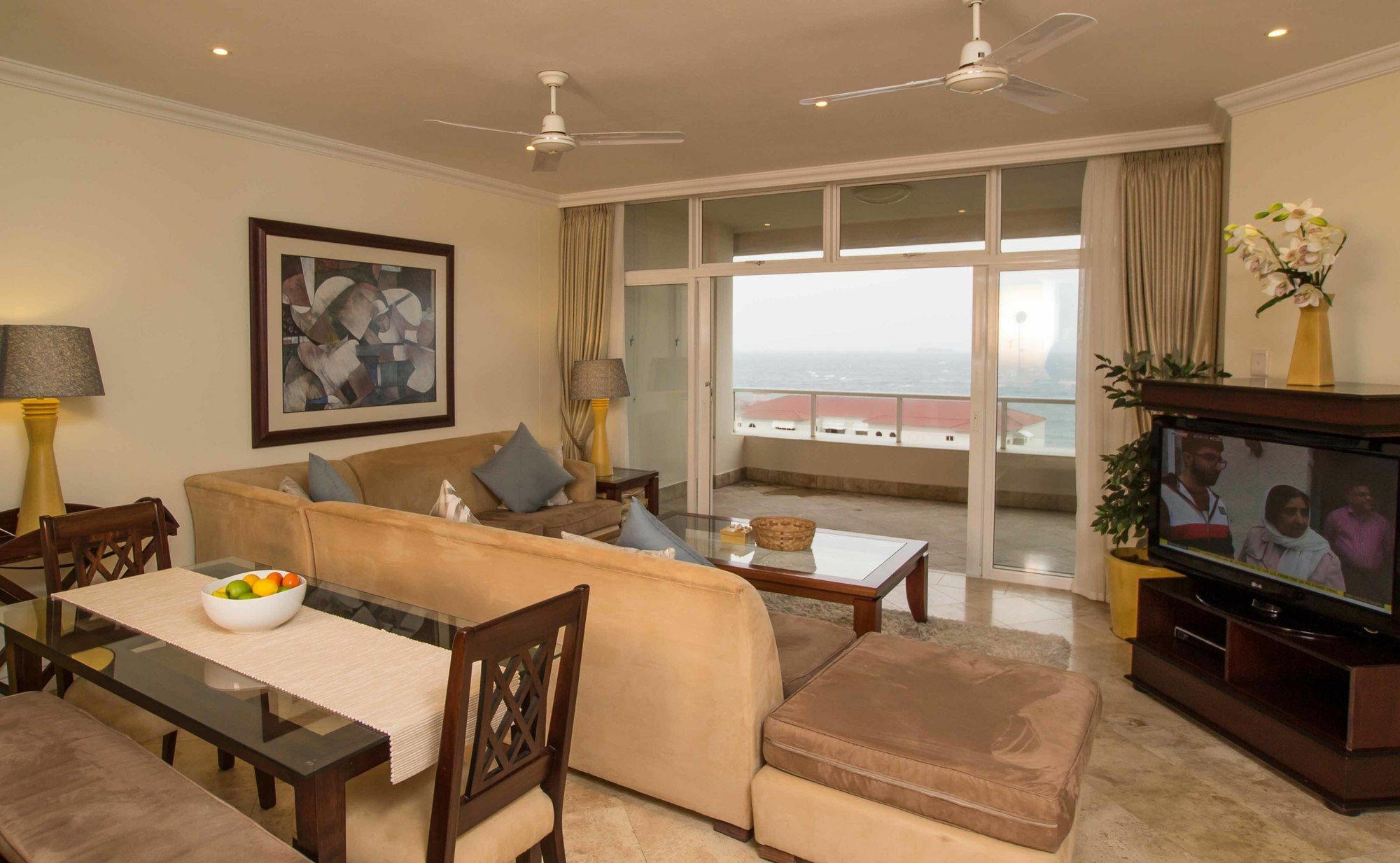 302 Oyster Schelles - By Stay In Umhlanga Durban Bagian luar foto