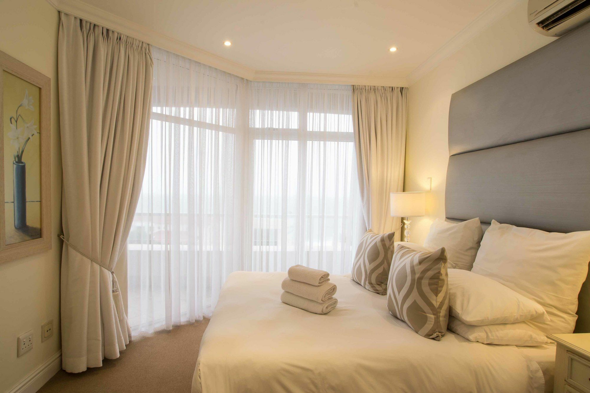302 Oyster Schelles - By Stay In Umhlanga Durban Bagian luar foto