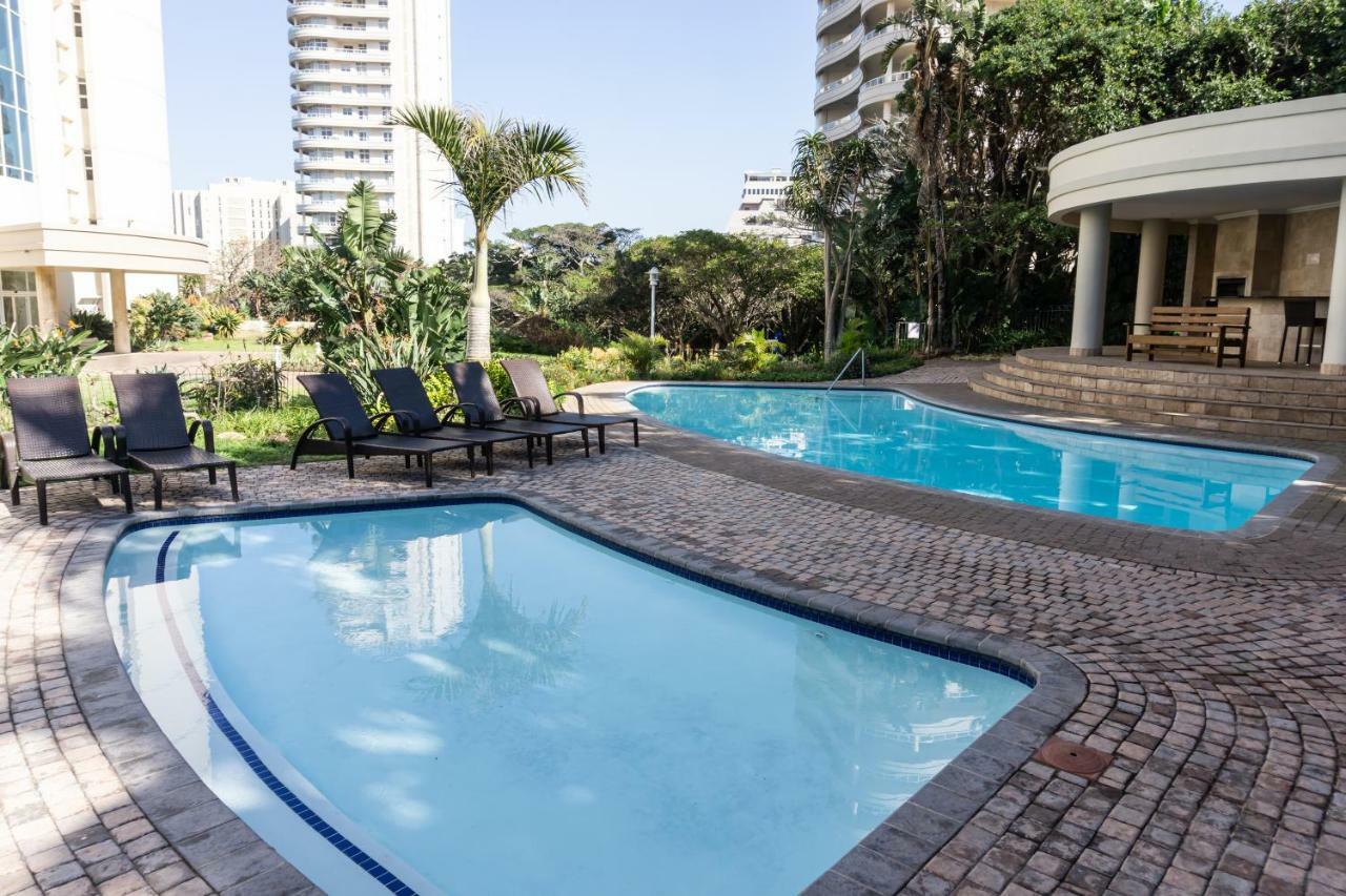 302 Oyster Schelles - By Stay In Umhlanga Durban Bagian luar foto